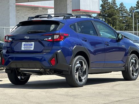 New 2026 Subaru Crosstrek 2.5i Limited w/ Convenience Package AWD/4WD image 3