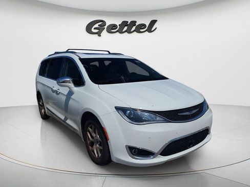 Used 2020 Chrysler Pacifica Limited w/ Advanced Safetytec Group FWD image 3