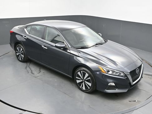 Used 2021 Nissan Altima 2.5 SV image 31