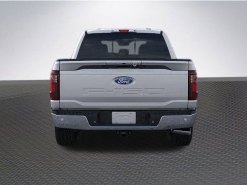 New 2026 Ford F150 XLT w/ Equipment Group 302A MID image 5