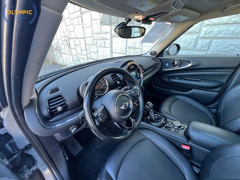 Used 2017 MINI Cooper Clubman ALL4 w/ Premium Package image 19