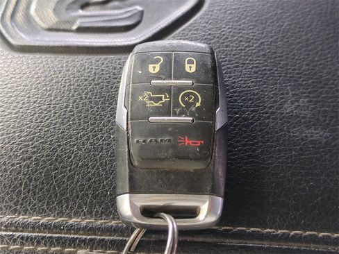 Used 2020 RAM 2500 Laramie image 31