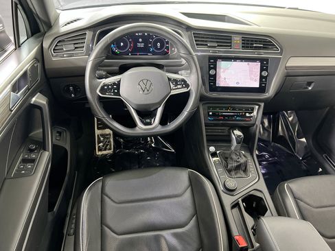 Used 2022 Volkswagen Tiguan SEL R-Line image 24