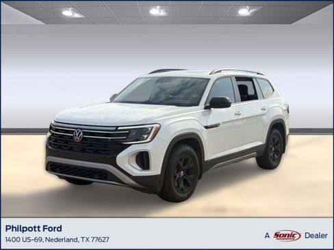 Used 2024 Volkswagen Atlas Peak Edition SEL AWD/4WD image 1