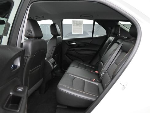 Used 2019 Chevrolet Equinox Premier AWD/4WD image 16