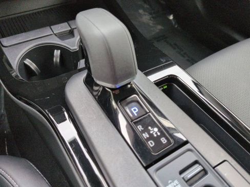 Certified 2024 Toyota Prius XLE AWD/4WD image 15