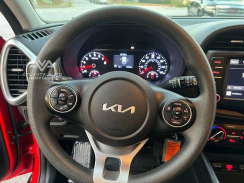 Used 2022 Kia Soul LX w/ Technology Package image 21