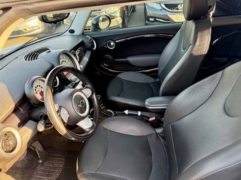 Used 2009 MINI Cooper Clubman Hardtop FWD image 13