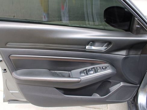 Used 2020 Nissan Altima 2.5 SR image 18