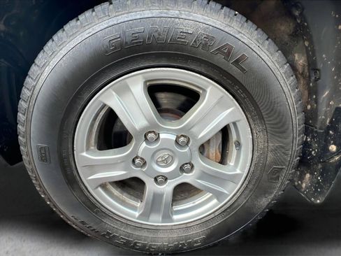 Used 2011 Toyota Tundra 4x4 Double Cab image 20