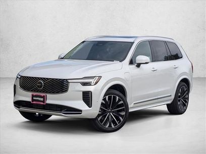 Used 2025 Volvo XC90 T8 Plus w/ Protection Package Premier