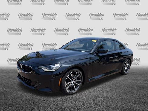 Certified 2025 BMW 230i Coupe RWD image 5