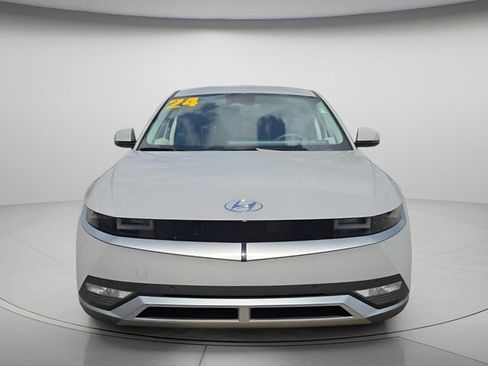 Certified 2024 Hyundai Ioniq 5 SEL image 4