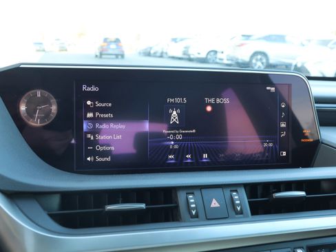 Used 2019 Lexus ES 350 image 21