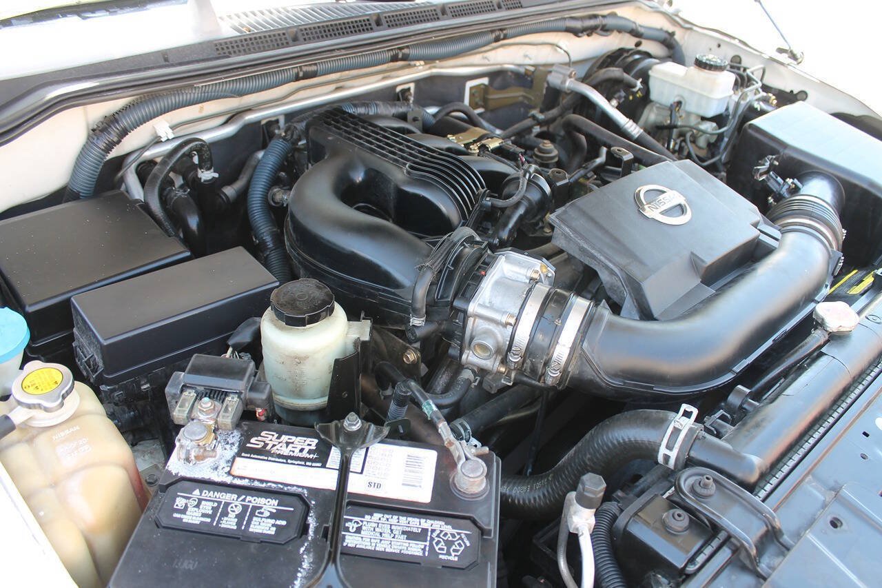 Used 2006 Nissan Xterra S AWD/4WD image 15