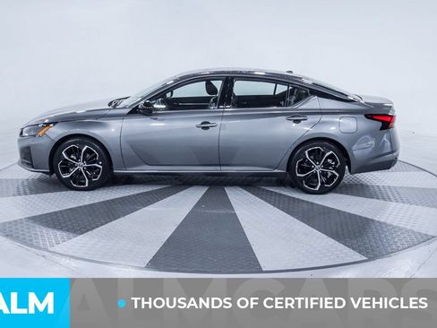 Used 2025 Nissan Altima 2.5 SR FWD image 4