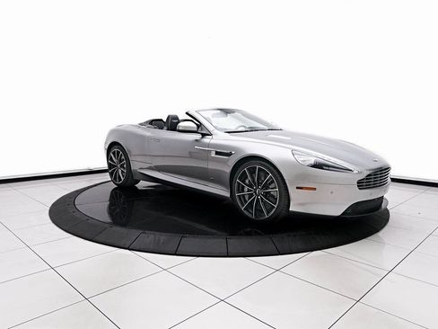 Used 2016 Aston Martin DB9 GT RWD image 20
