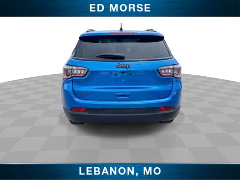 Used 2025 Jeep Compass Latitude w/ Convenience Group AWD/4WD image 7