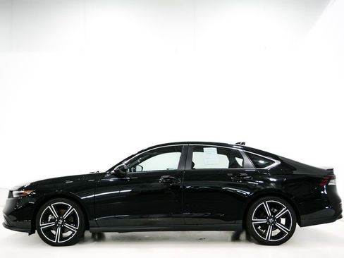 Used 2024 Honda Accord Sport image 6