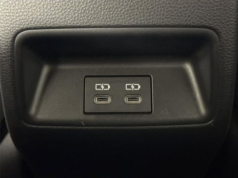 Certified 2023 Toyota Corolla SE image 34