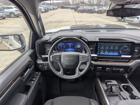 New 2026 Chevrolet Silverado 1500 LT Trail Boss w/ Convenience Package II image 3