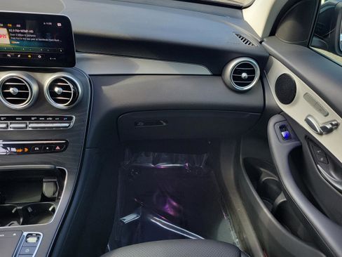 Used 2022 Mercedes-Benz GLC 300 image 20