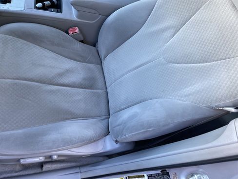Used 2009 Toyota Camry LE FWD image 9