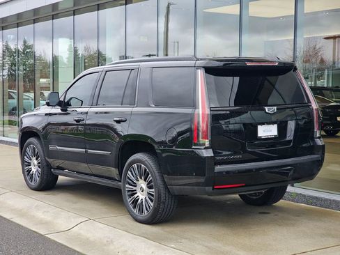 Used 2019 Cadillac Escalade Premium Luxury AWD/4WD image 3