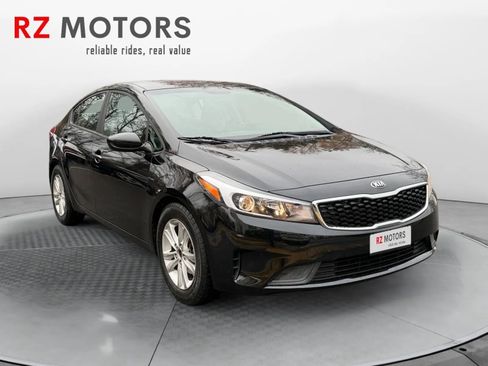 Used 2017 Kia Forte LX image 7