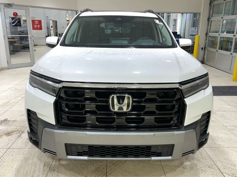 New 2026 Honda Pilot Elite image 3