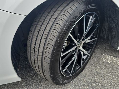 Used 2021 Toyota Camry SE image 33