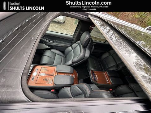 New 2025 Lincoln Navigator Black Label AWD/4WD image 7