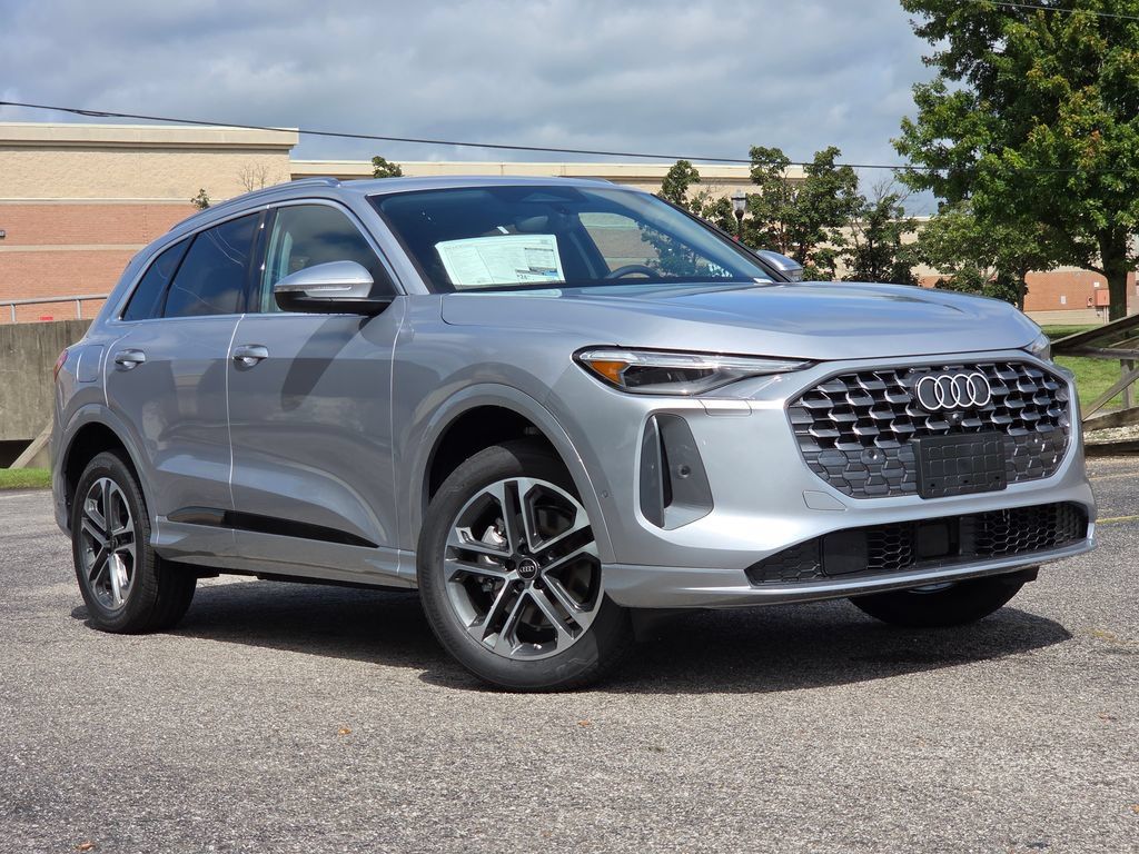 New 2026 Audi Q5 Premium Plus AWD/4WD image 1