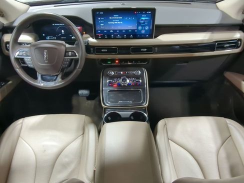 Used 2023 Lincoln Nautilus Reserve image 22