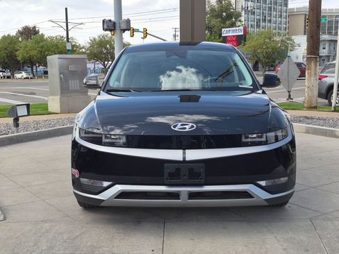 Certified 2024 Hyundai Ioniq 5 SEL RWD image 11
