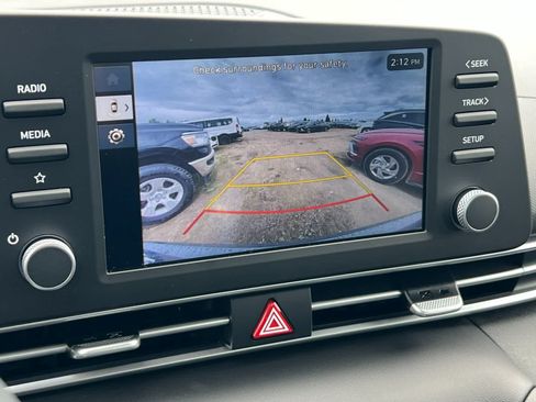 New 2025 Hyundai Elantra SE FWD image 25