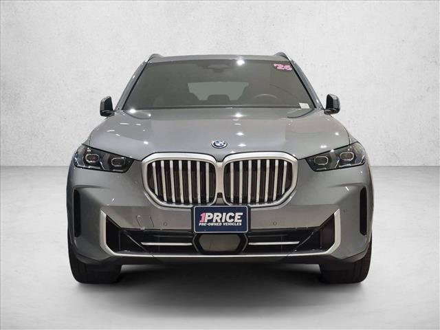 Certified 2026 BMW X5 xDrive50e AWD/4WD image 2