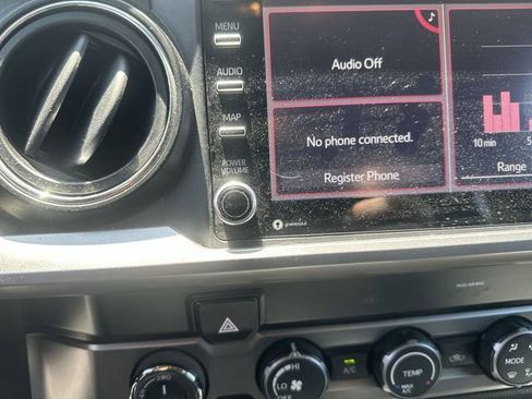 Used 2020 Toyota Tacoma SR5 AWD/4WD image 14