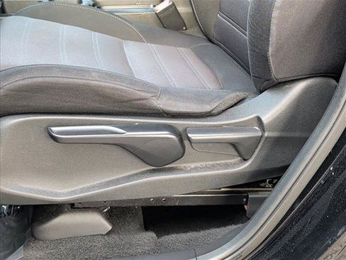 Used 2021 Honda CR-V LX image 23