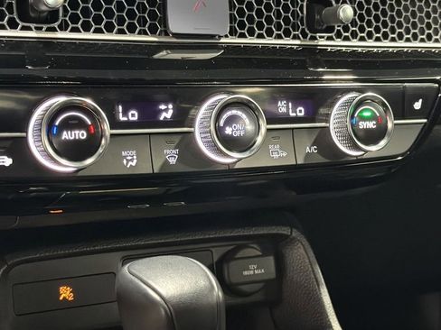 Used 2024 Honda Civic Sport Touring image 29
