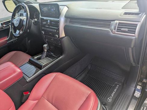 Used 2023 Lexus GX 460 Premium image 24