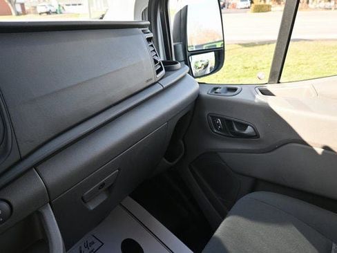 Used 2024 Ford Transit 250 Low Roof w/ Exterior Upgrade Package image 25