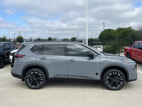 New 2026 Nissan Rogue Dark Armor FWD image 3