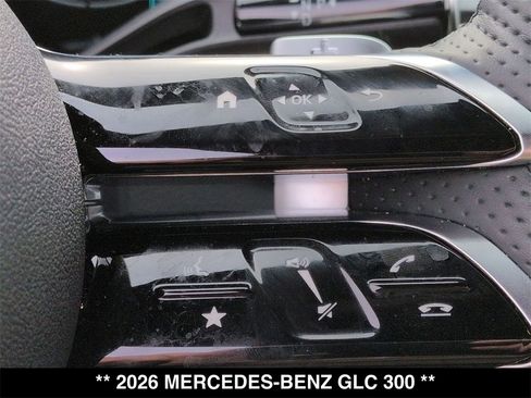 Used 2026 Mercedes-Benz GLC 300 4MATIC image 18