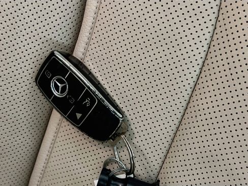 Used 2019 Mercedes-Benz S 450 Sedan image 36