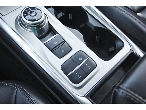 Used 2023 Ford Explorer XLT w/ Equipment Group 202A RWD image 29