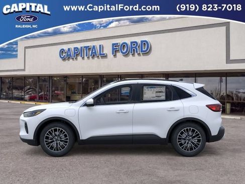 New 2025 Ford Escape SE w/ PHEV Premium Package FWD image 3