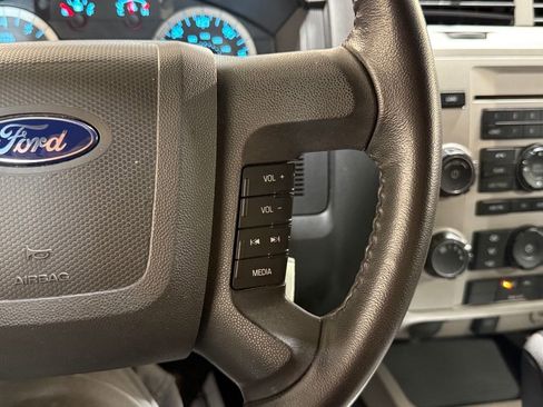 Used 2012 Ford Escape XLT AWD/4WD image 25