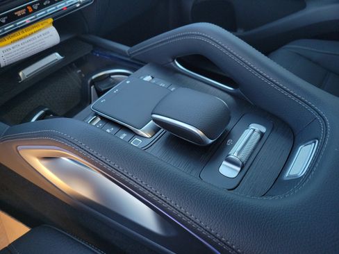 New 2026 Mercedes-Benz GLS 580 4MATIC image 20