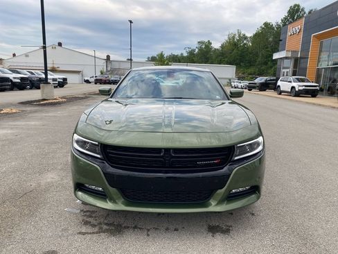 Used 2022 Dodge Charger SXT w/ Driver Convenience Group AWD/4WD image 6